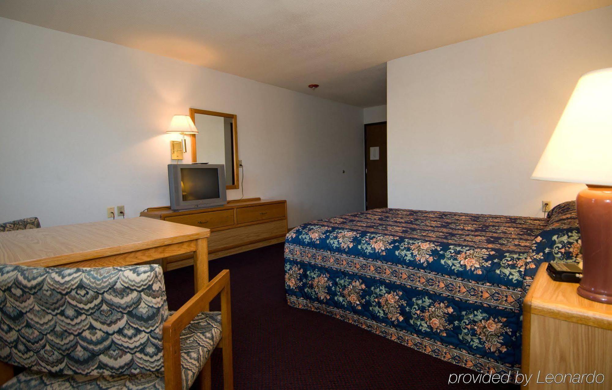 Rodeway Inn Brainerd Habitación foto